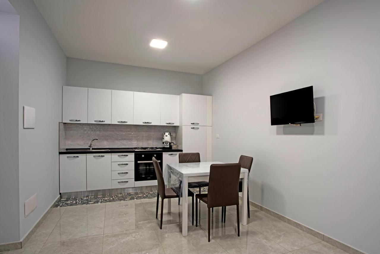Giovi'S Apartments Castellammare di Stabia Dış mekan fotoğraf