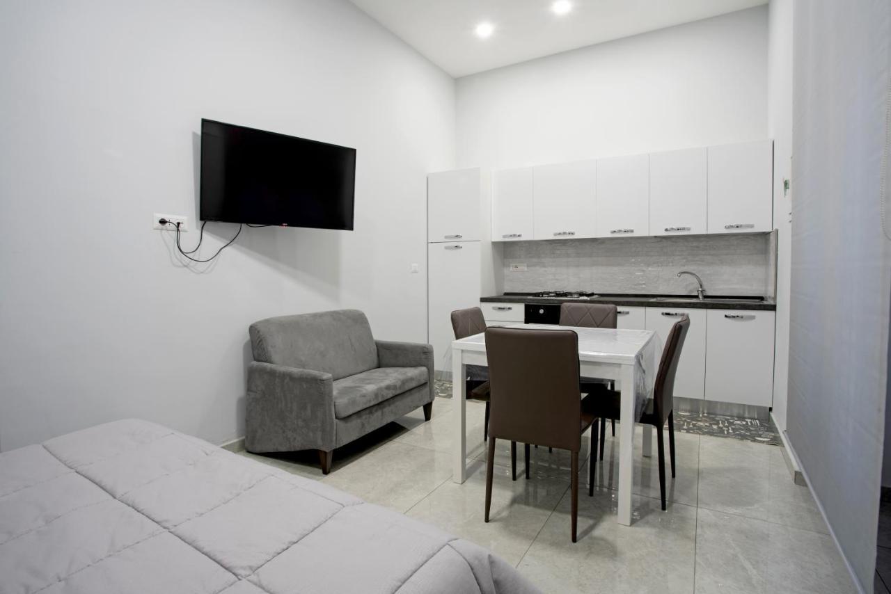 Giovi'S Apartments Castellammare di Stabia Dış mekan fotoğraf