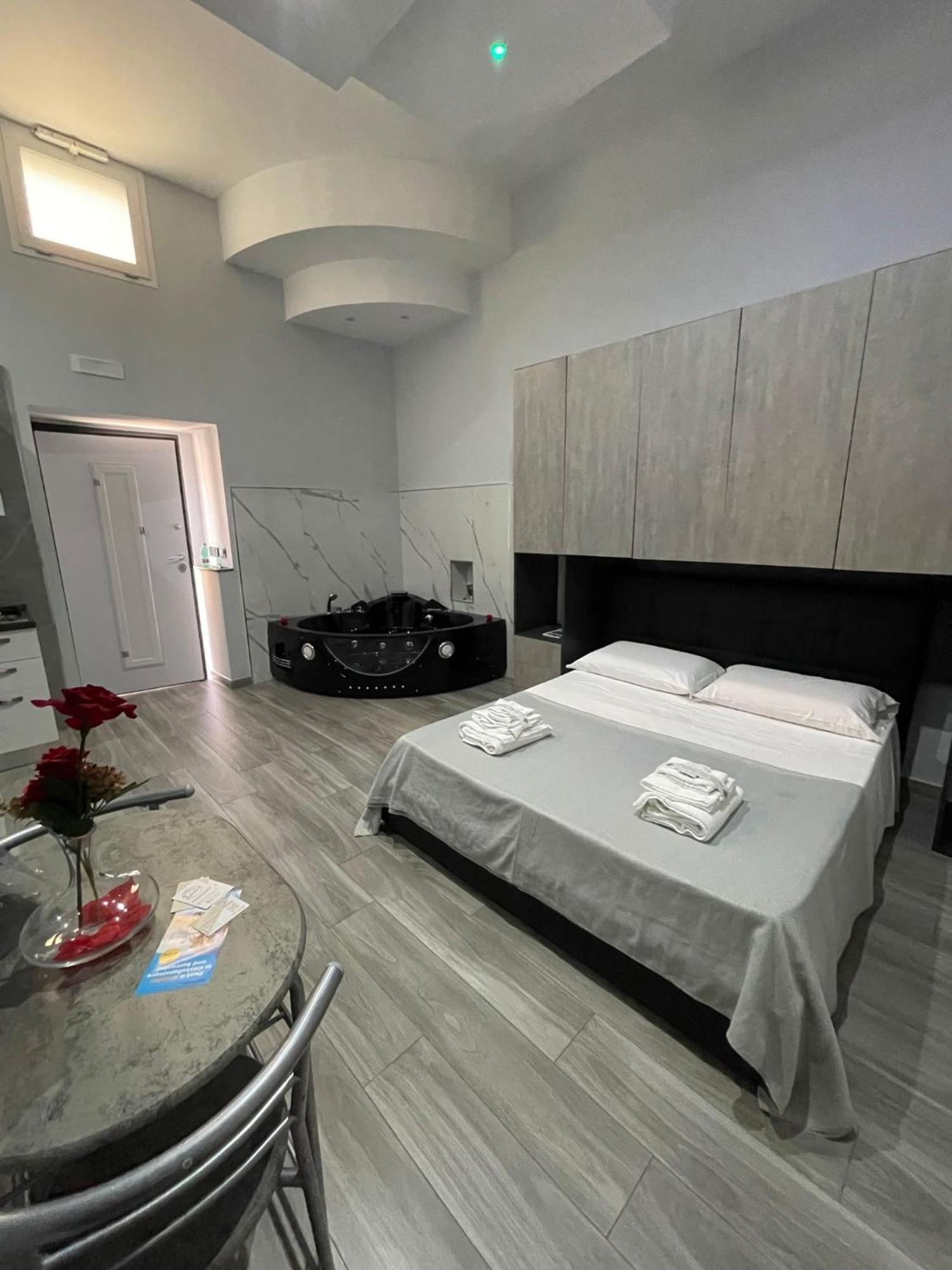 Giovi'S Apartments Castellammare di Stabia Dış mekan fotoğraf