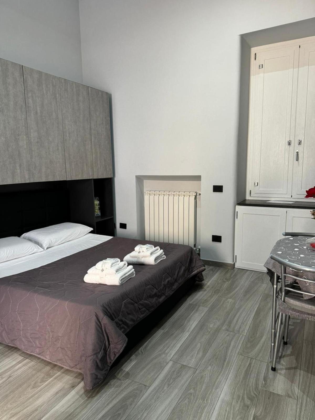Giovi'S Apartments Castellammare di Stabia Dış mekan fotoğraf