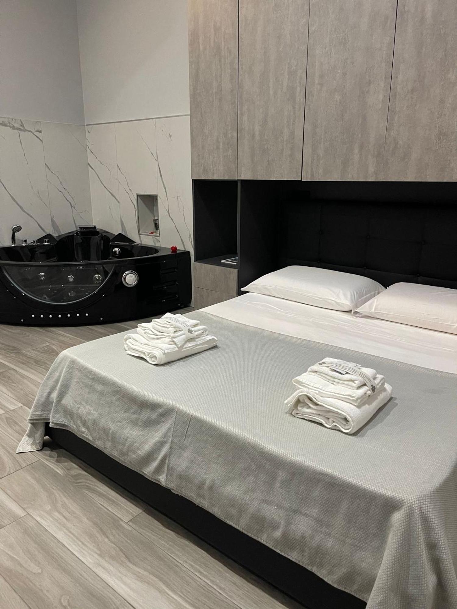 Giovi'S Apartments Castellammare di Stabia Dış mekan fotoğraf